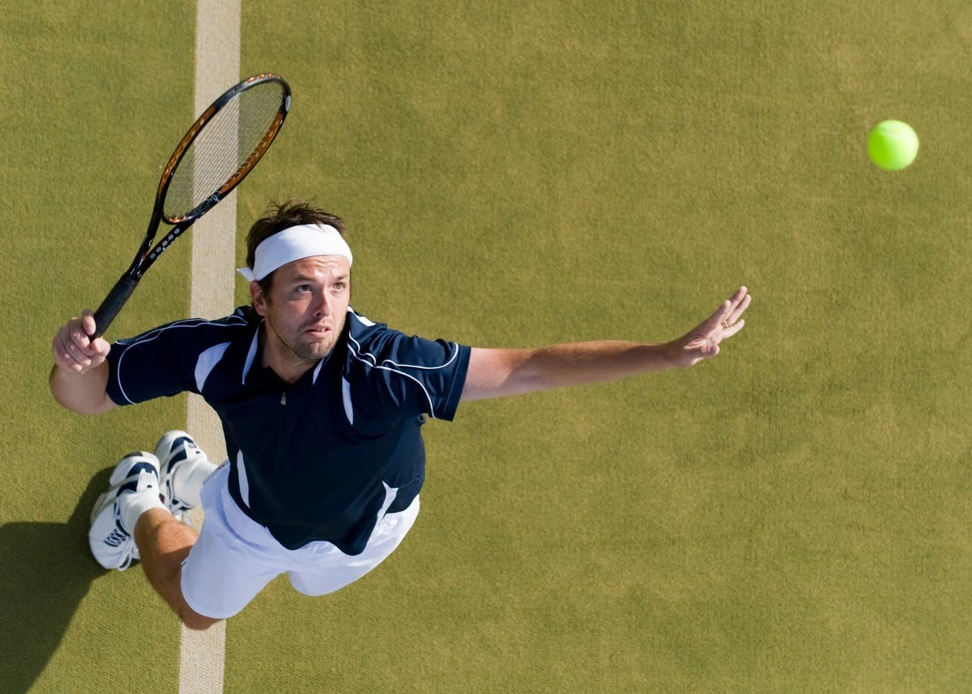 Tennis Overhead Smash: Technique, Timing, and Footwork