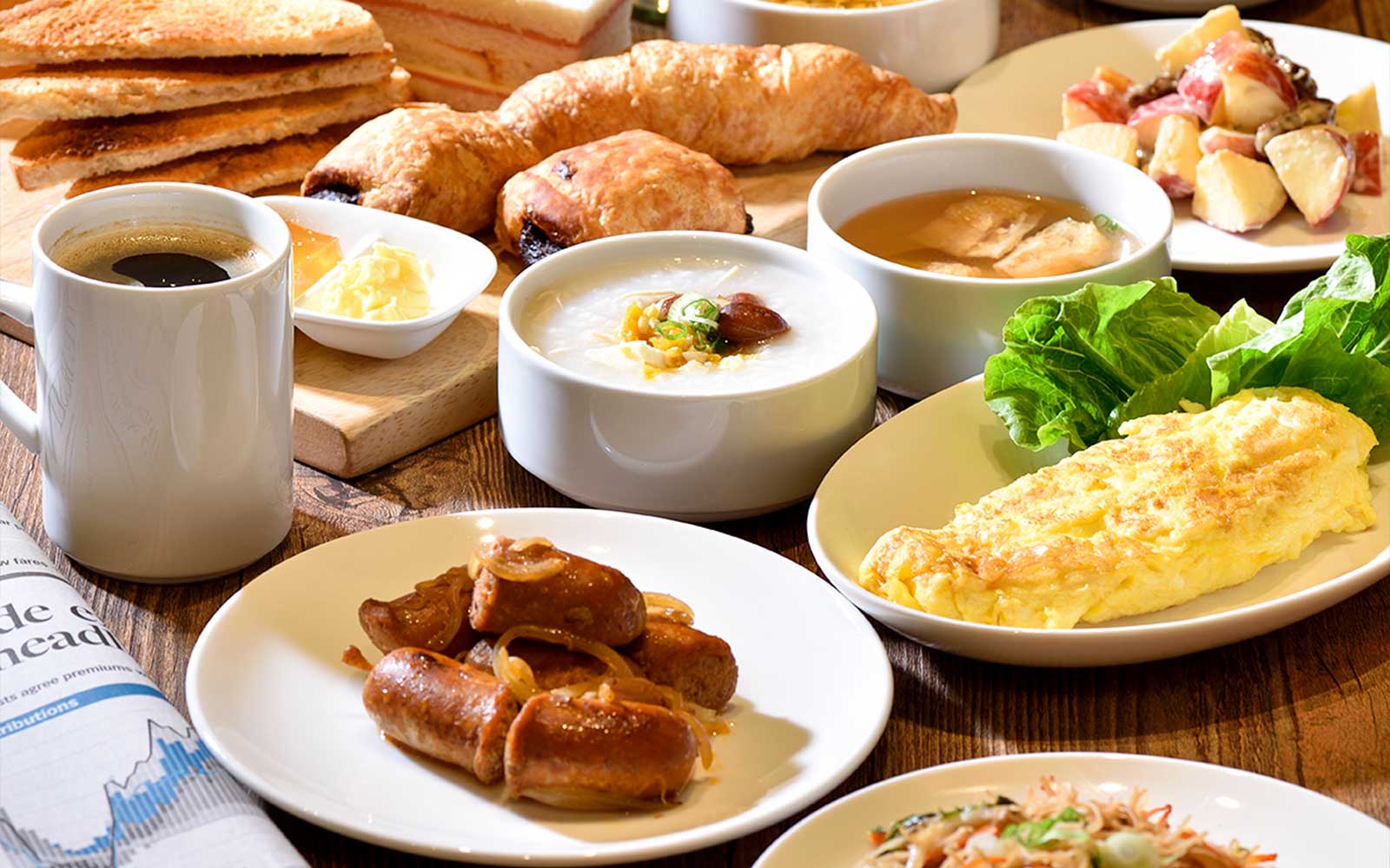 Plaza Premium Lounge na lugar ng upuan sa T1 International Departures, Singapore Changi Airport.