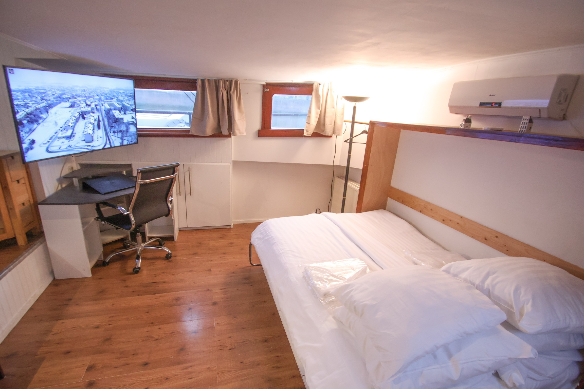 Vintage dresser with gold handles