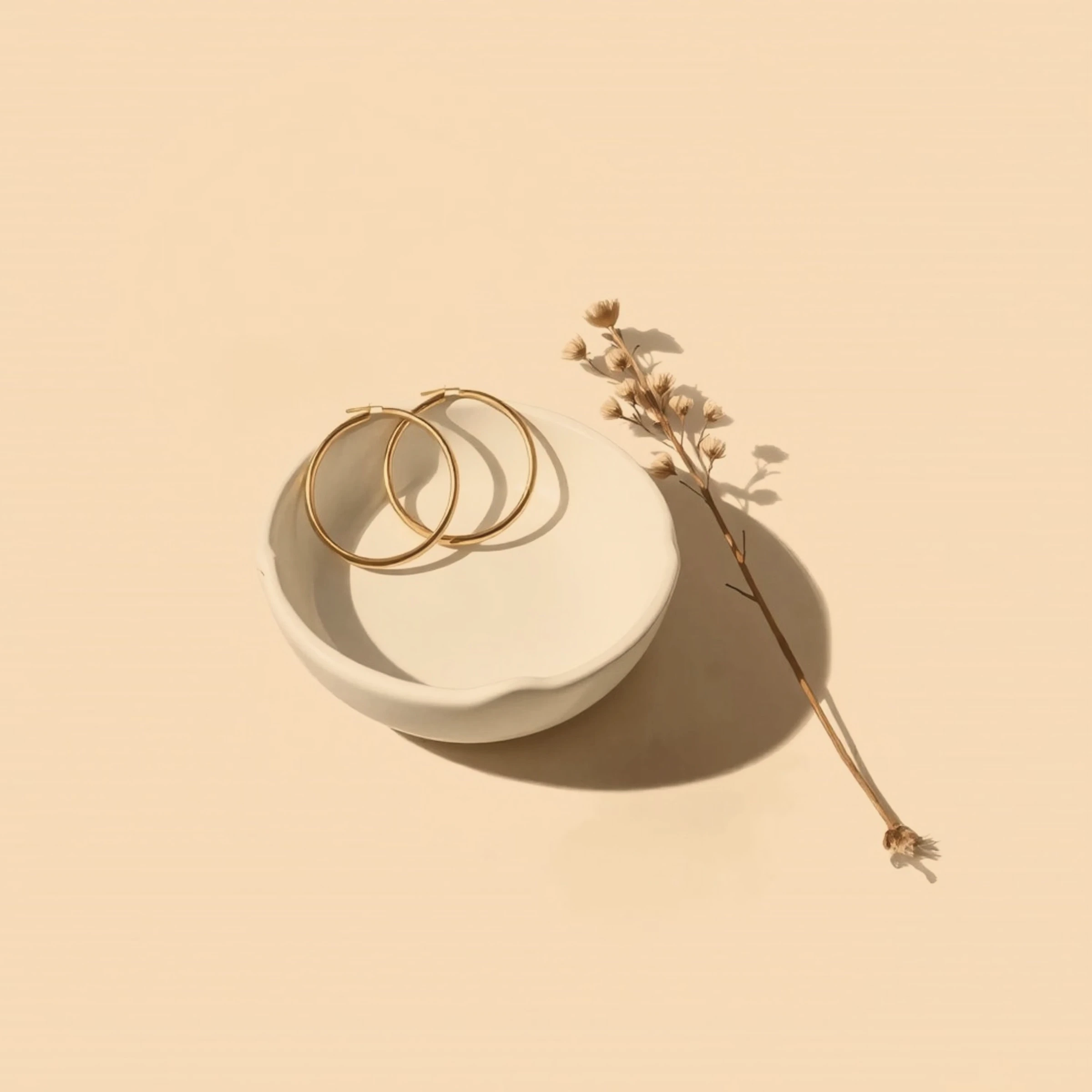 Minimalistic Gold Hoop Earrings