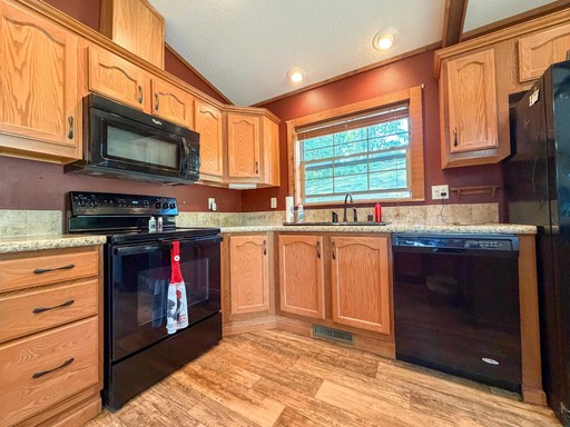 Photo 7 of 5382 Stenner Hill Road, Marion