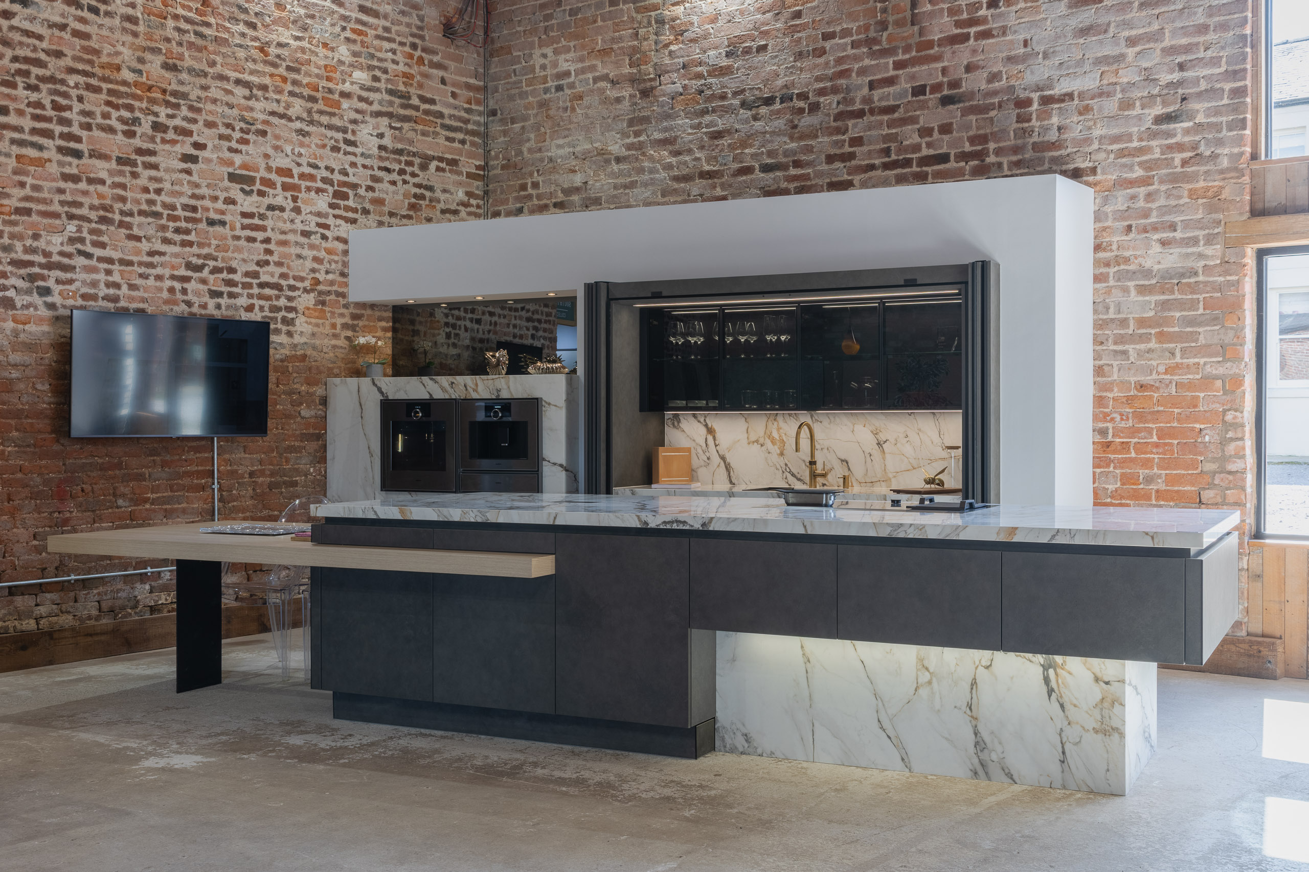 blue shaker kitchen with quartz worktops in chinley derbyshire