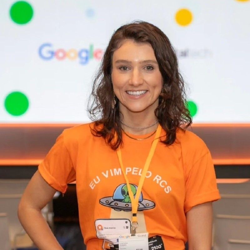 Larissa Lopes é Head de Marketing e Pré-vendas da Pontaltech