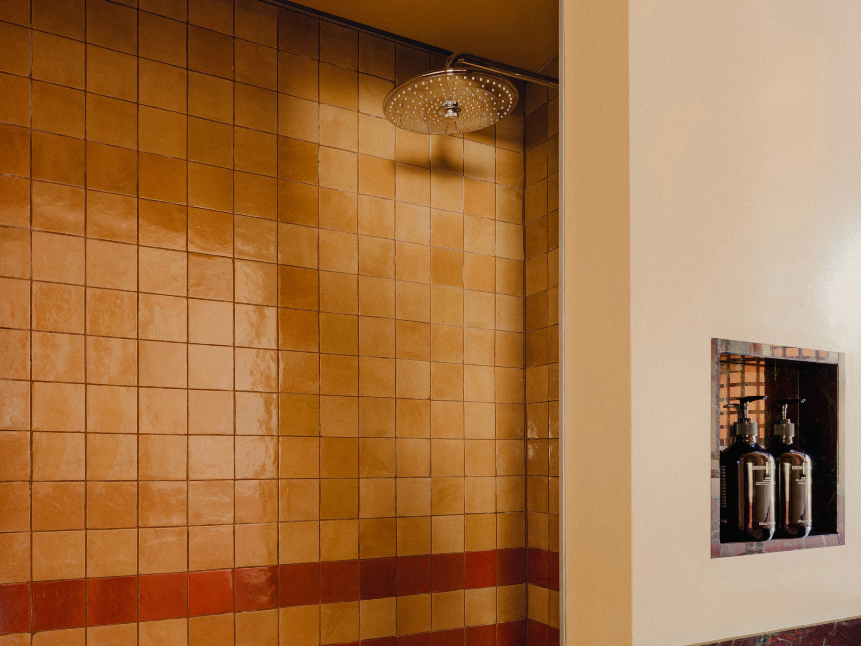 Closeup of the bathroom tiles at the Muse S room at The Companion Vienna