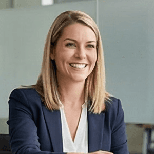 Portrait photo of a real estate professional giving a testimonial about Vistare’s AI-powered visuals