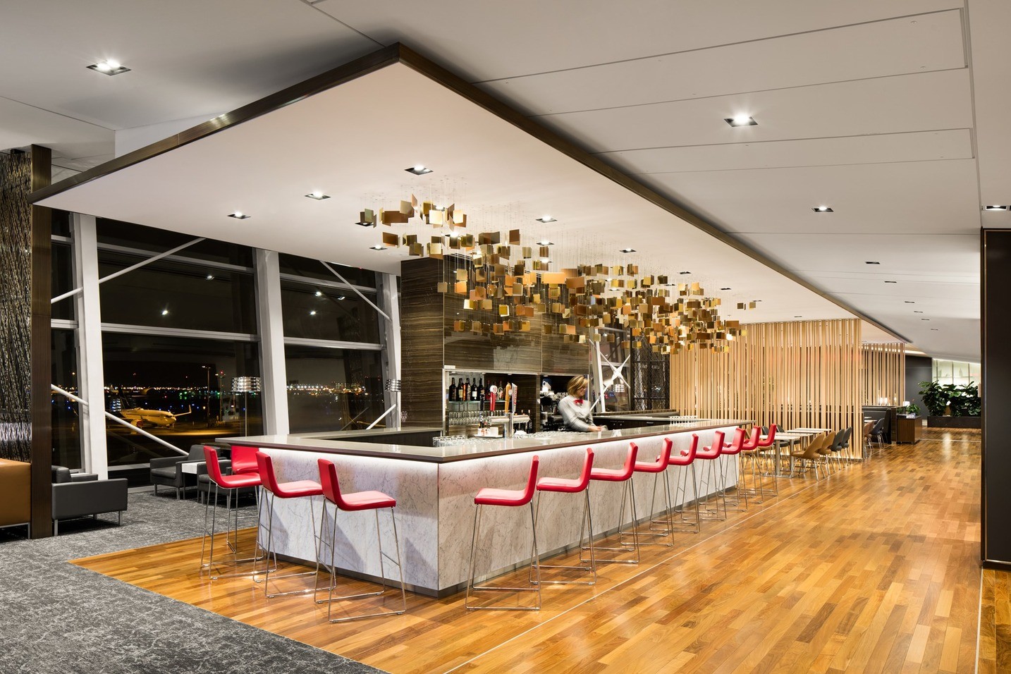 The YUL International Maple Leaf Lounge