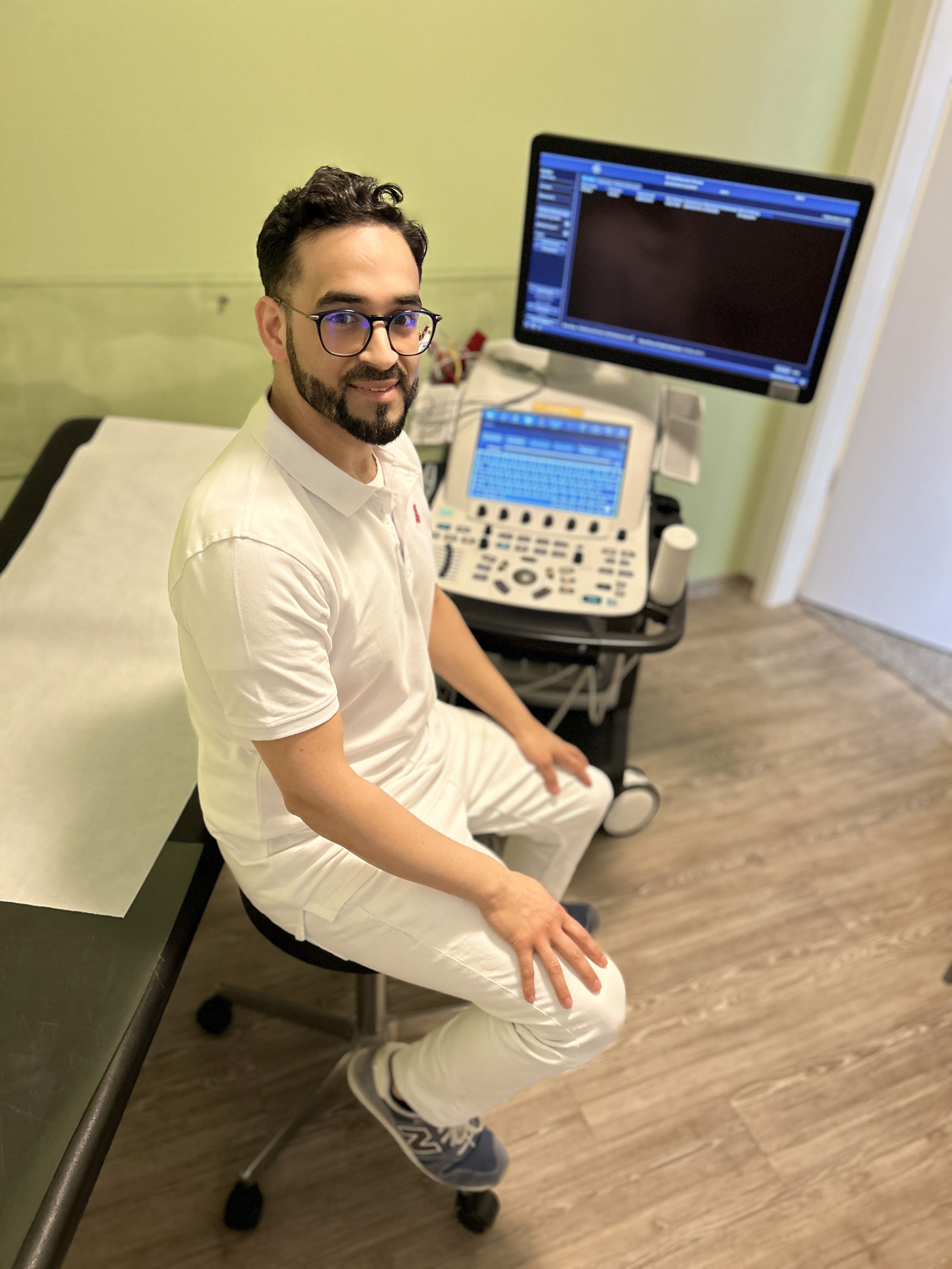 Dr. Sameer Oomatia – Leitender Kardiologe bei Kardiologie am Phoenixsee in Dortmund