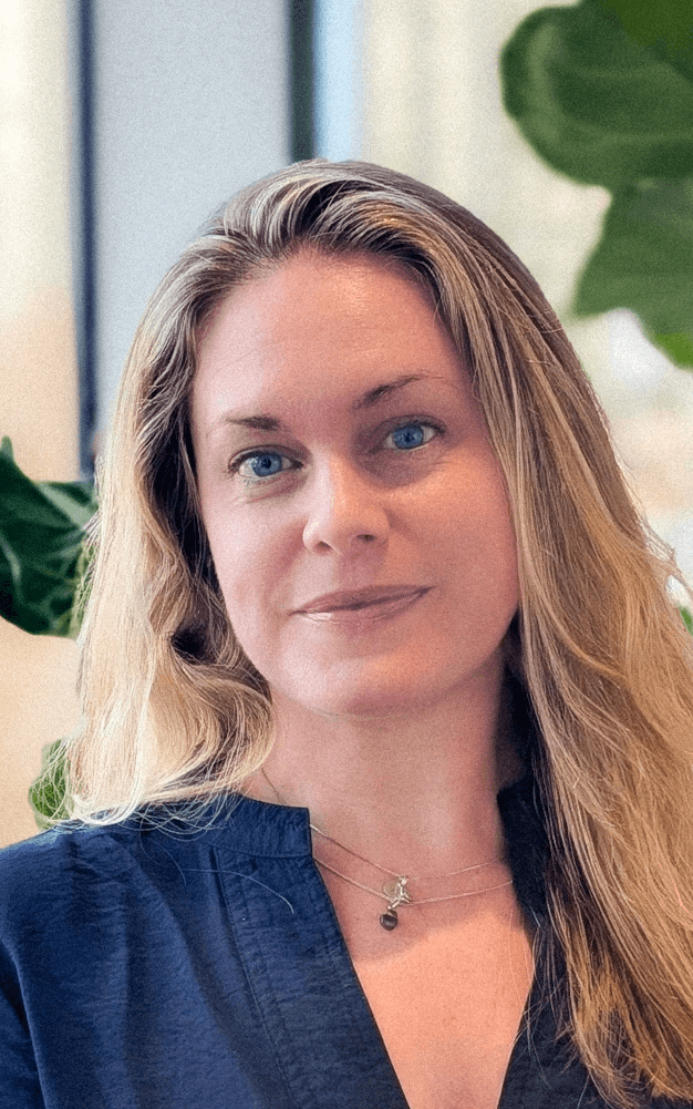 Portrait Photo of Katie Grant Watson - Cliet Strategist t cogworks
