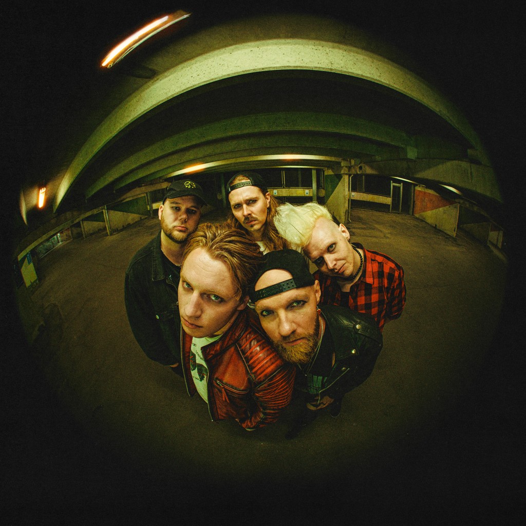 Promo picture of Artkills members.