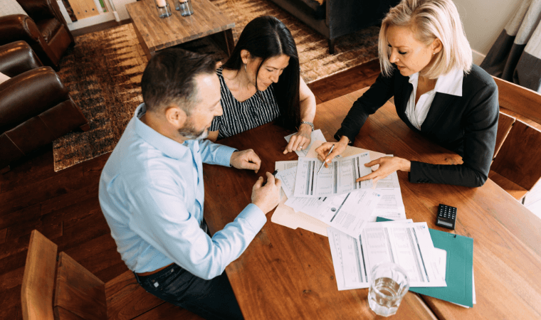 How to Choose a Financial Advisor in Naperville