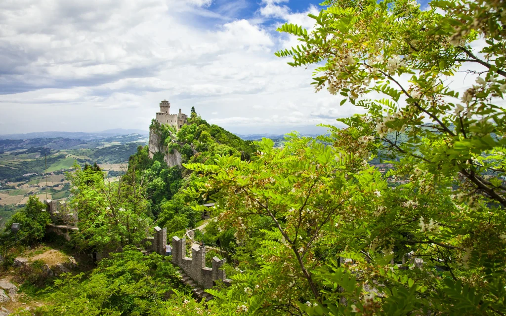 Slottene på Monte Titano i San Marino | Expa Travel