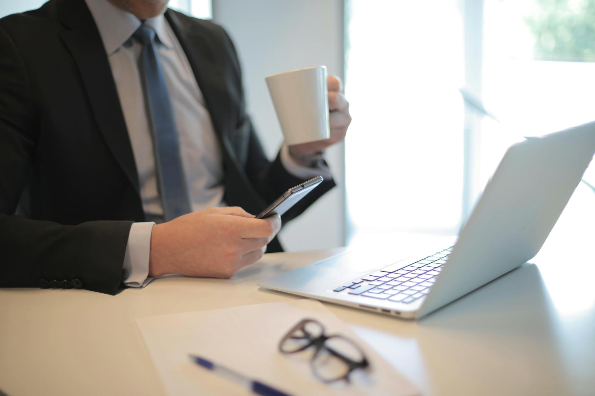 Electronic Communications Reviews