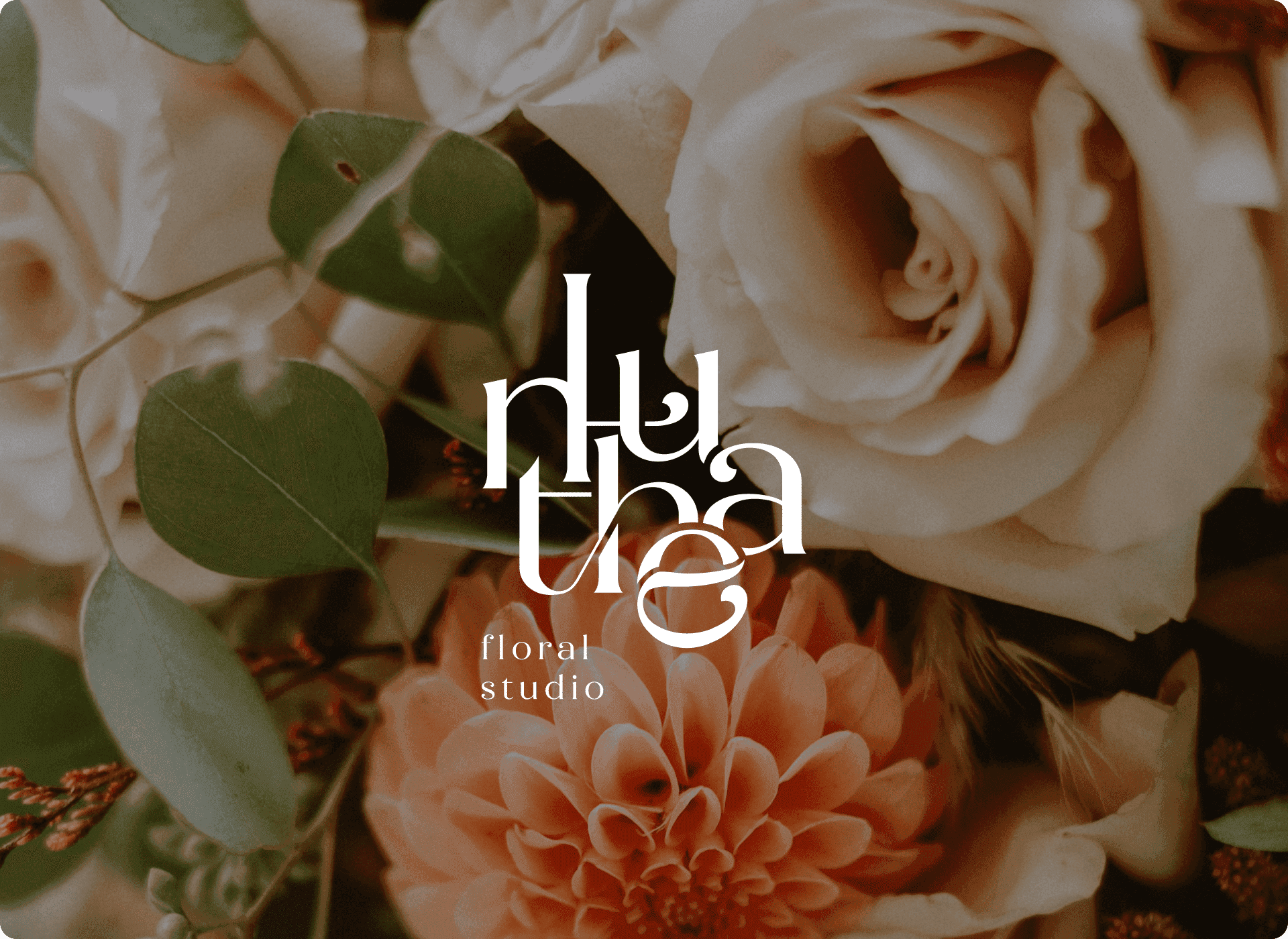 Lunthea 花藝品牌 Logo設計