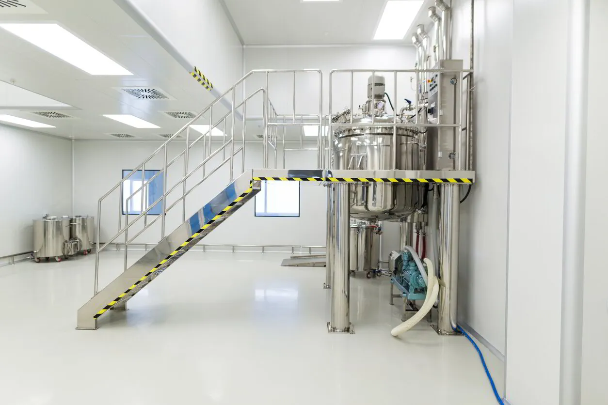 Cleanroom infrastructure with high-tech equipment.