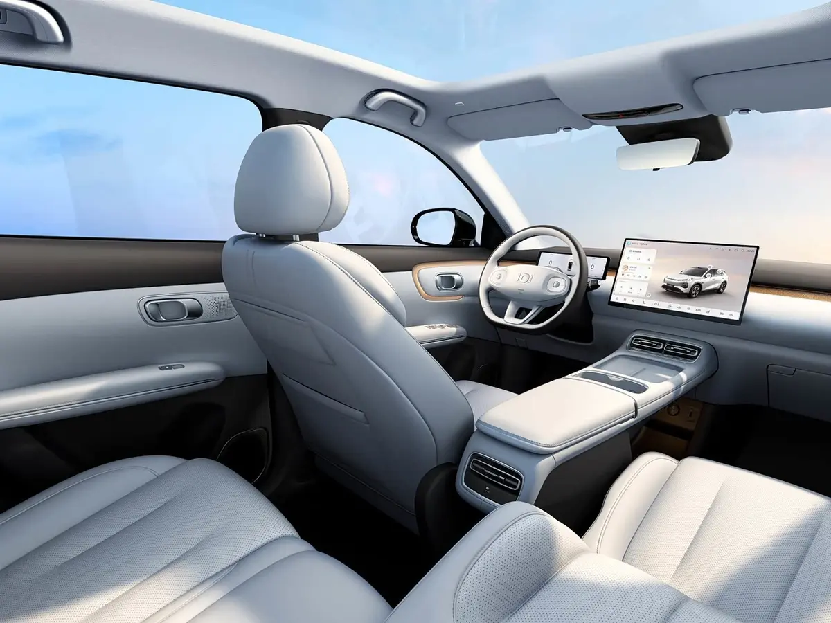 Geely Galaxy M9