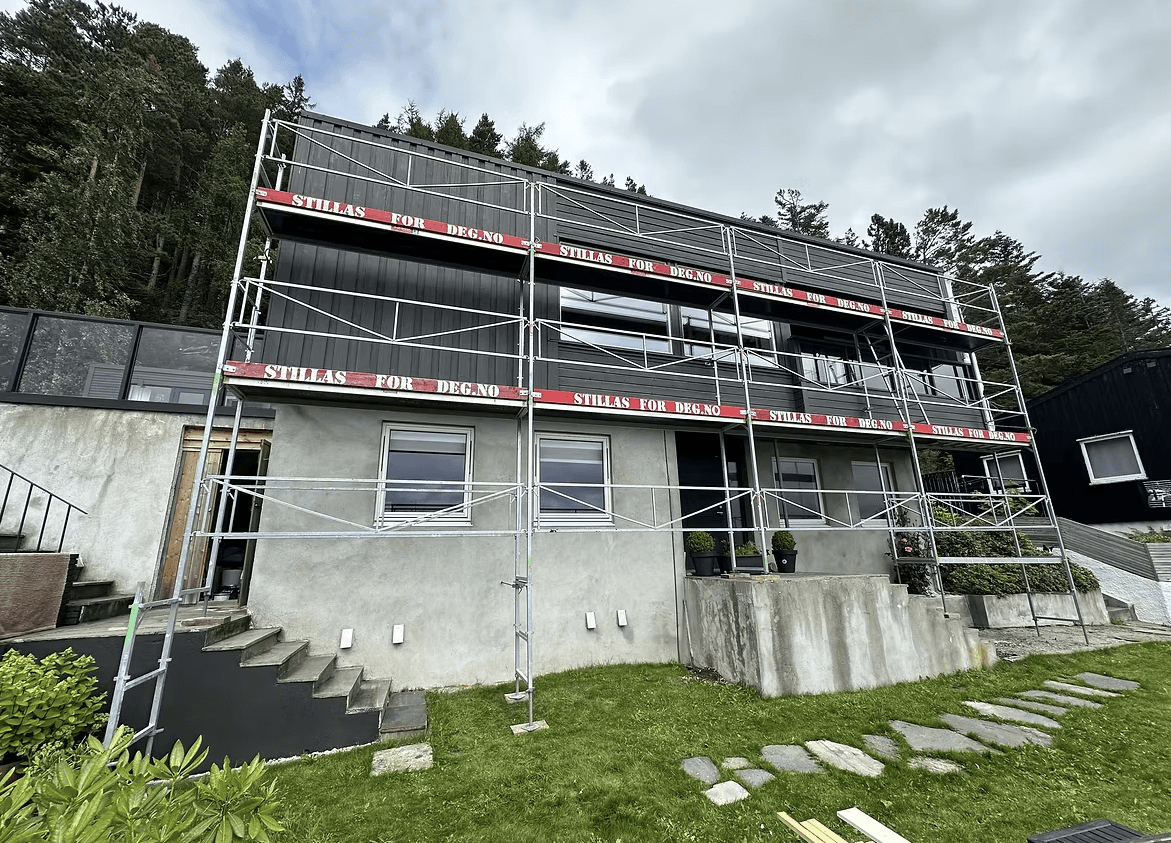 a close up of a roof with a blue tint