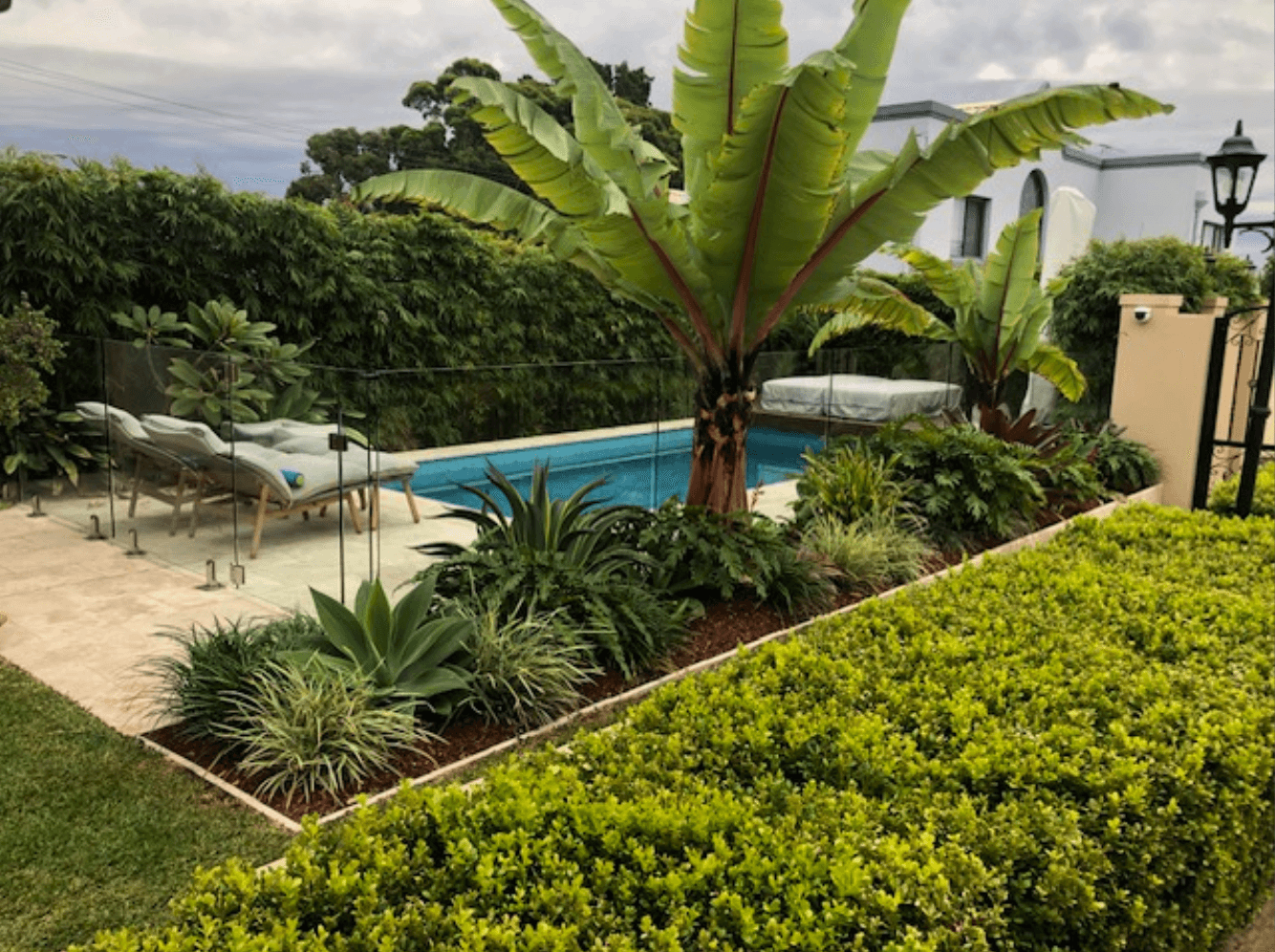 Before and after of a house renovation