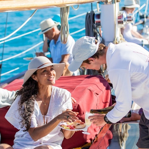 艾寧夫人航海 - 威特黑文 + 潛水