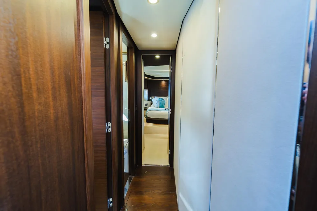 Boat thumbnail 25
