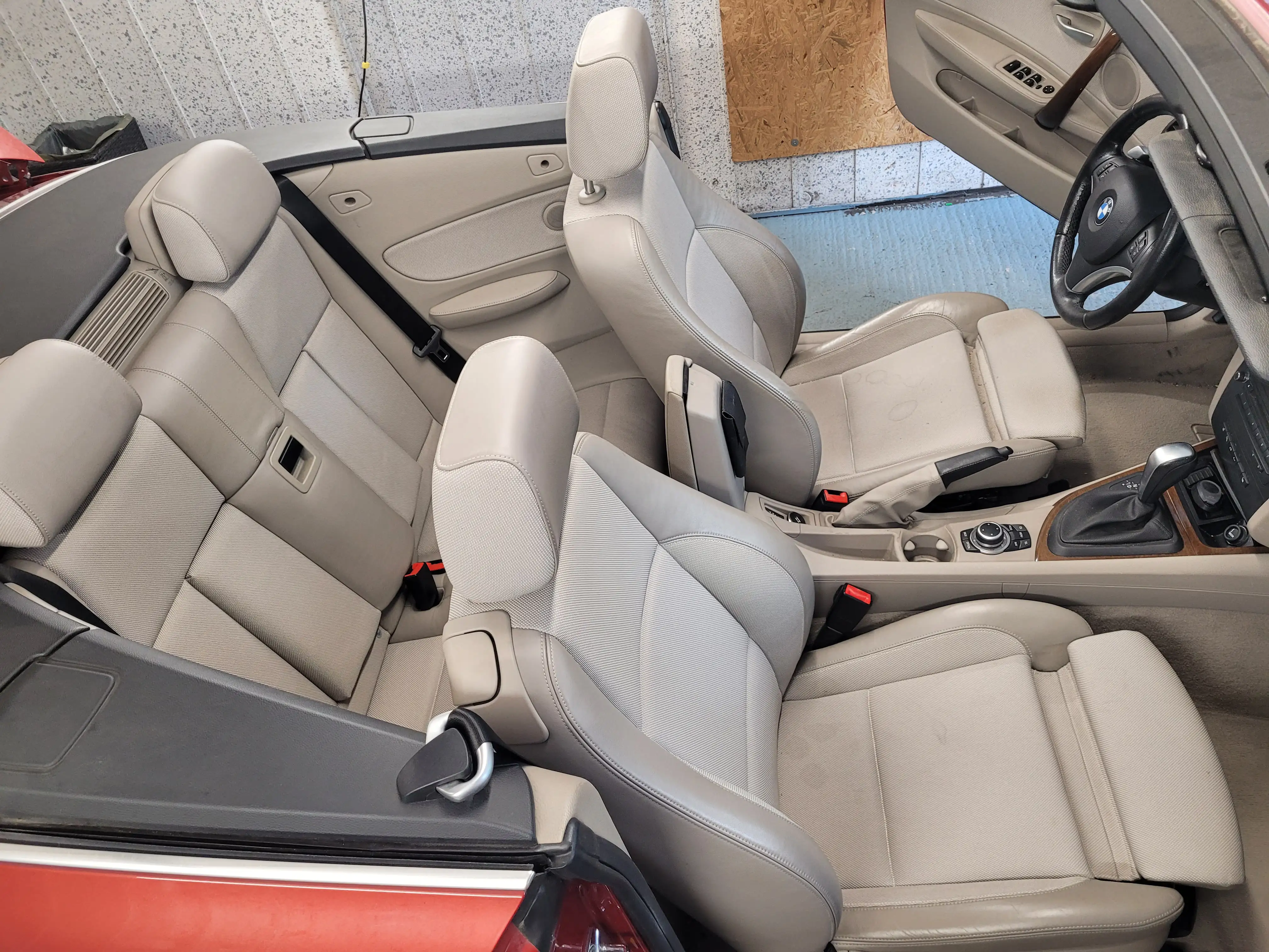 Auto Innenraum vorher
