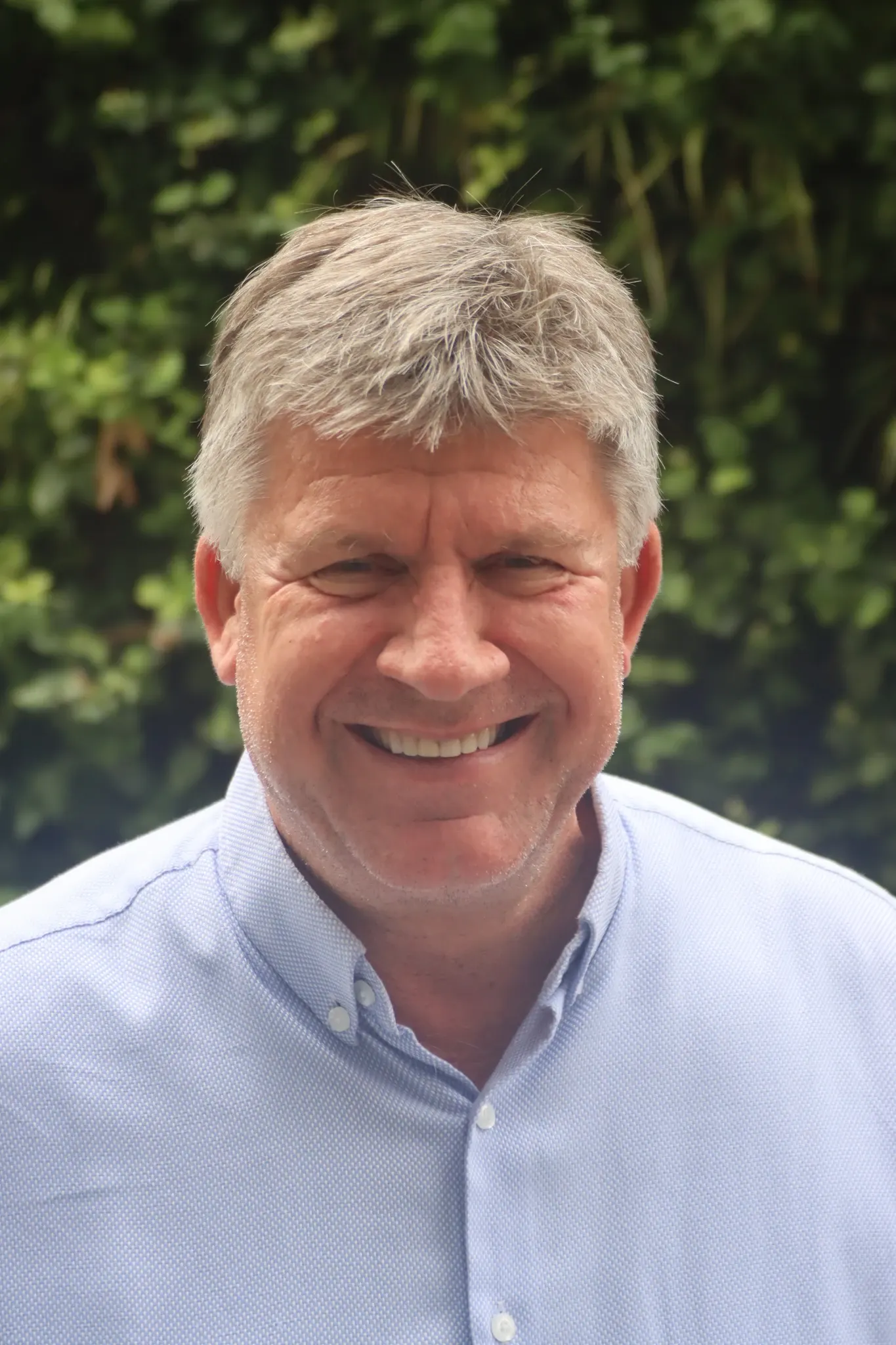 Rene Schuster - Veles Consulting Associate Partner