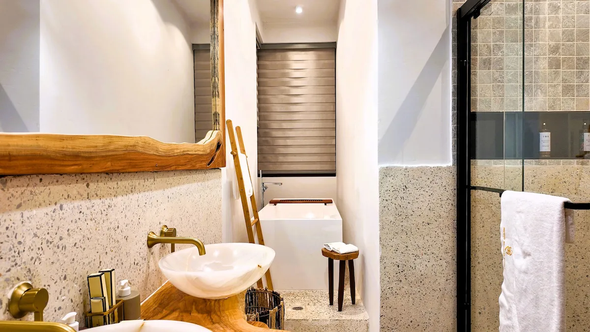 bamboo laden bathroom