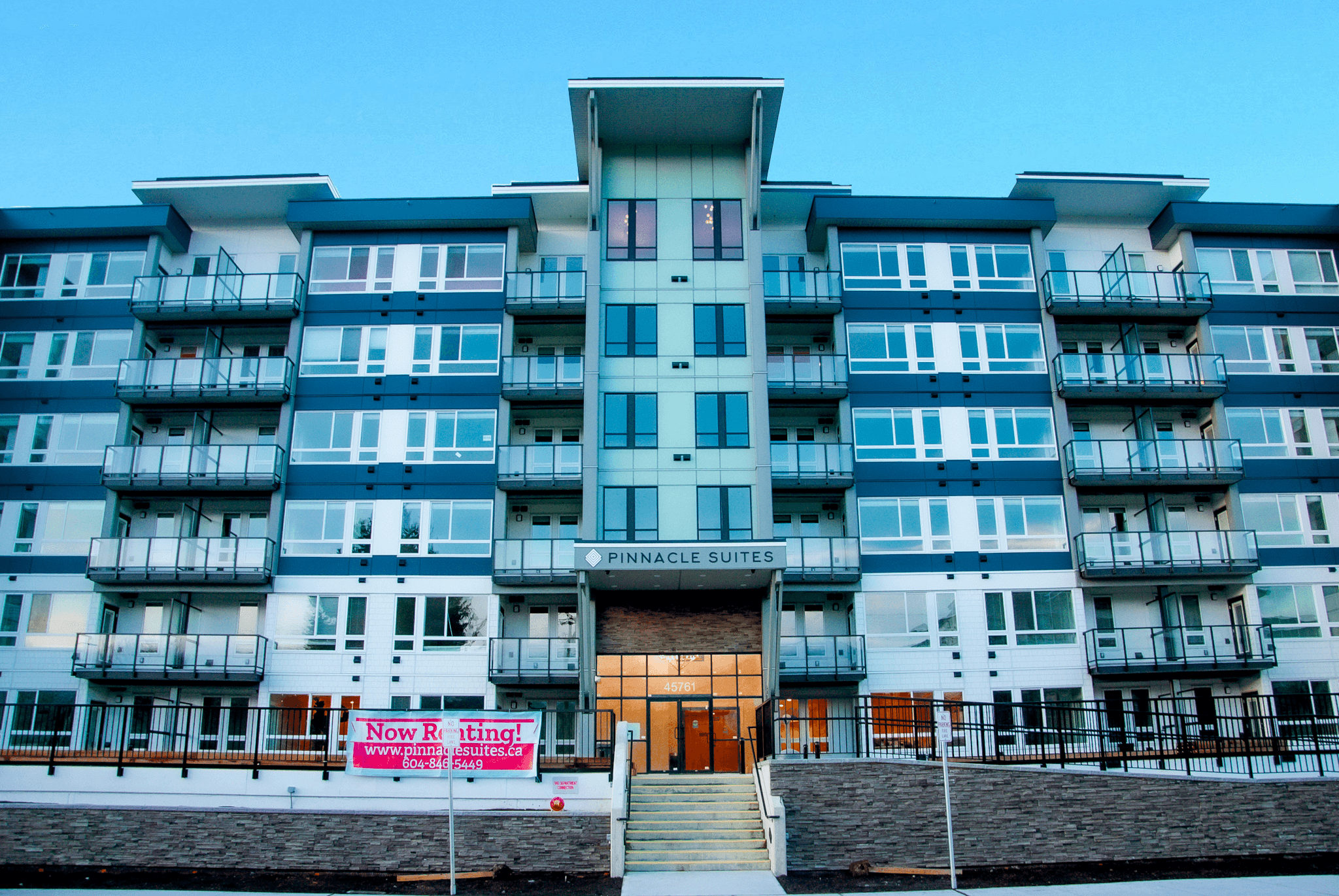 Webb Ave, Pinnacle Suites building exterior in Chilliwack, Fraser Valley, British Columbia.