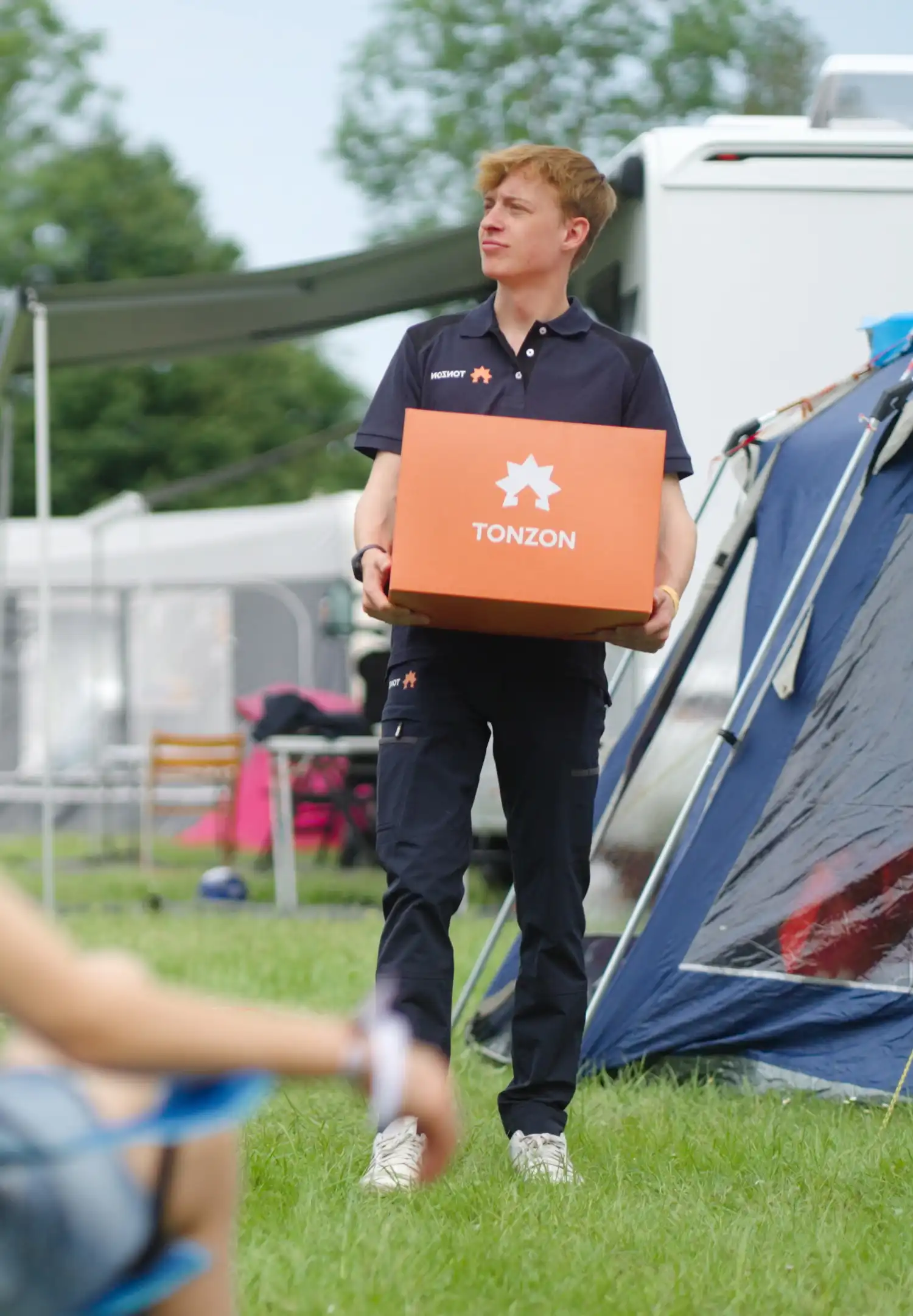 Realized commercial video Tonzon