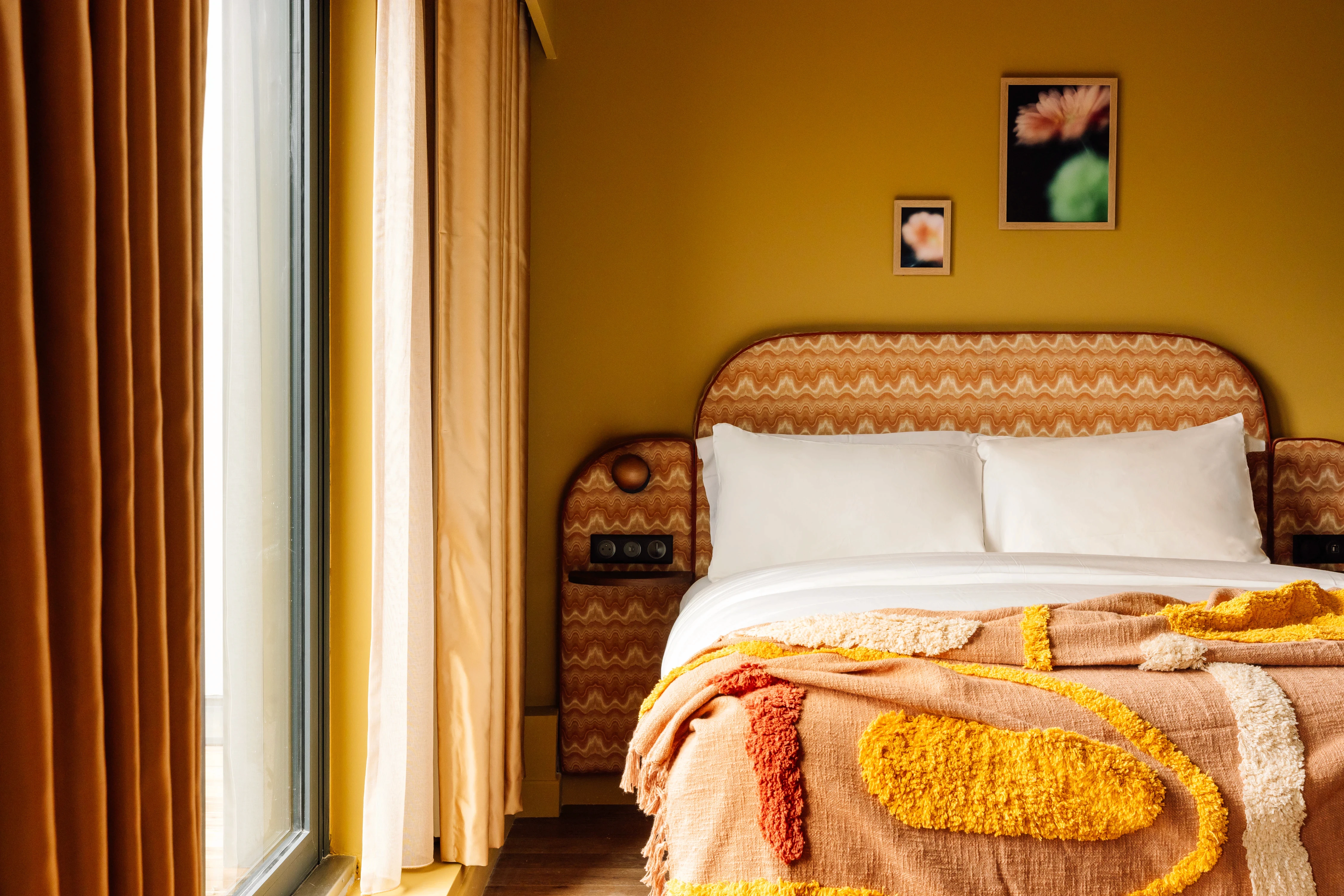 room 4*