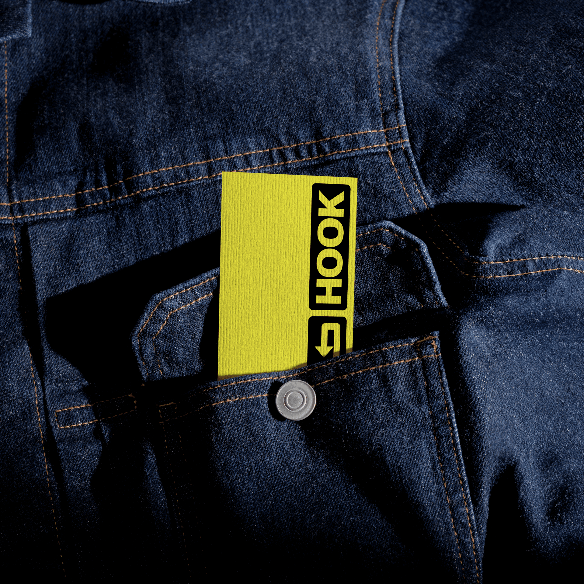 Die Collective Agency baut die Identität von HOOK auf Signalgelb und harten Kontrasten auf.