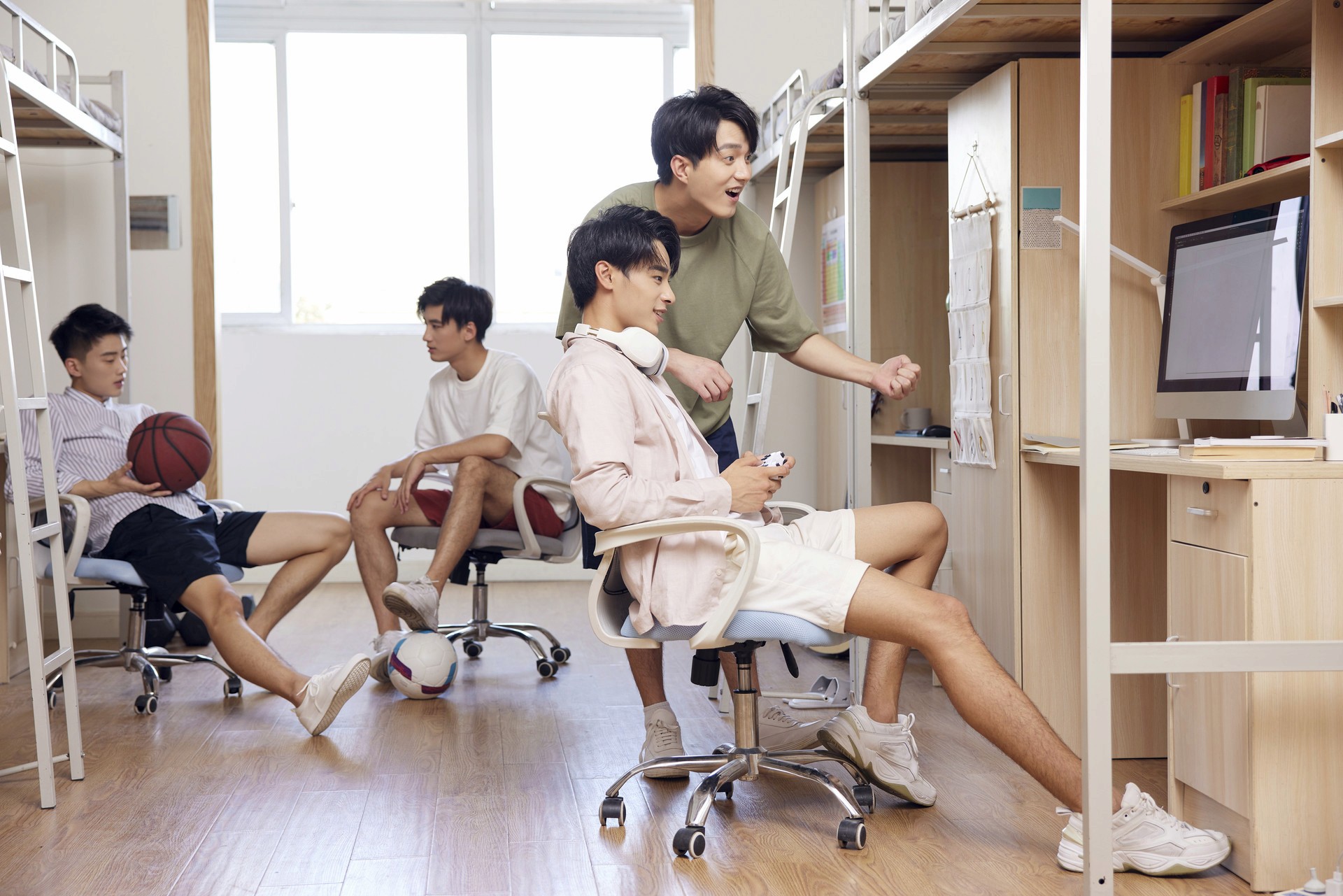 BW Design Centre 是一支擁有16年豐富經驗的專業設計團隊,我們專注於社區設計,致力打造更好社區環境。我們的服務涵蓋多個領域,包括醫療安老、教育空間、NGO非牟利組織、藝術設計、宗教團體、社區美化,以及環保ESG項目。我們透過專業工程和設計方案,從初步概念到完整執行,提供一站式服務,幫助客戶提升品牌形象,實現空間轉型,優化您的社區空間!無論是改善社區設施或推動可持續發展,我們都以創新和實用為本,確保每個項目都帶來實質價值。