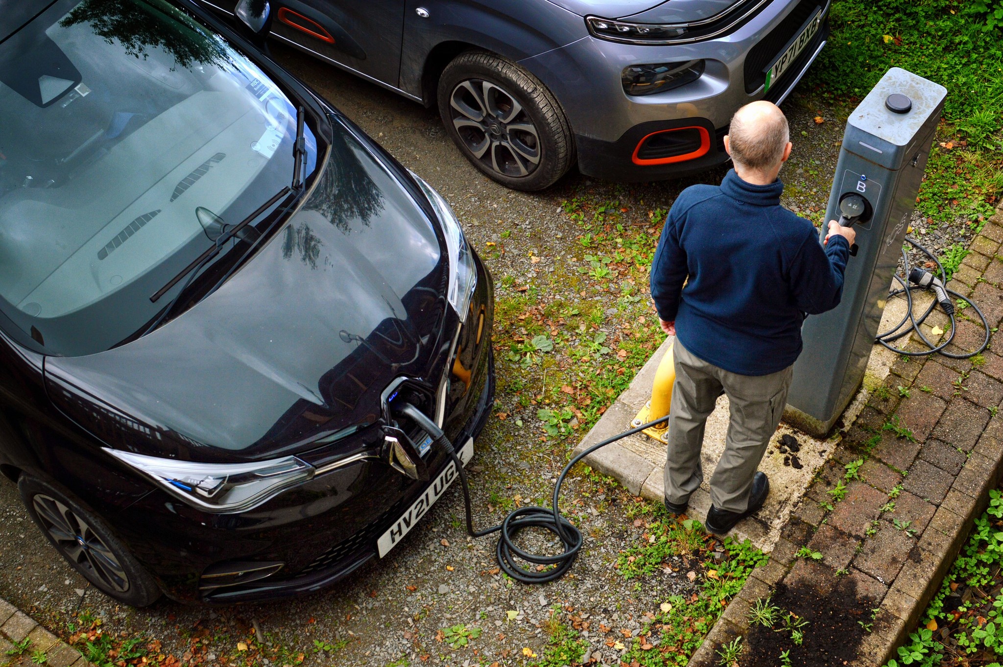 Charging in Machynlleth