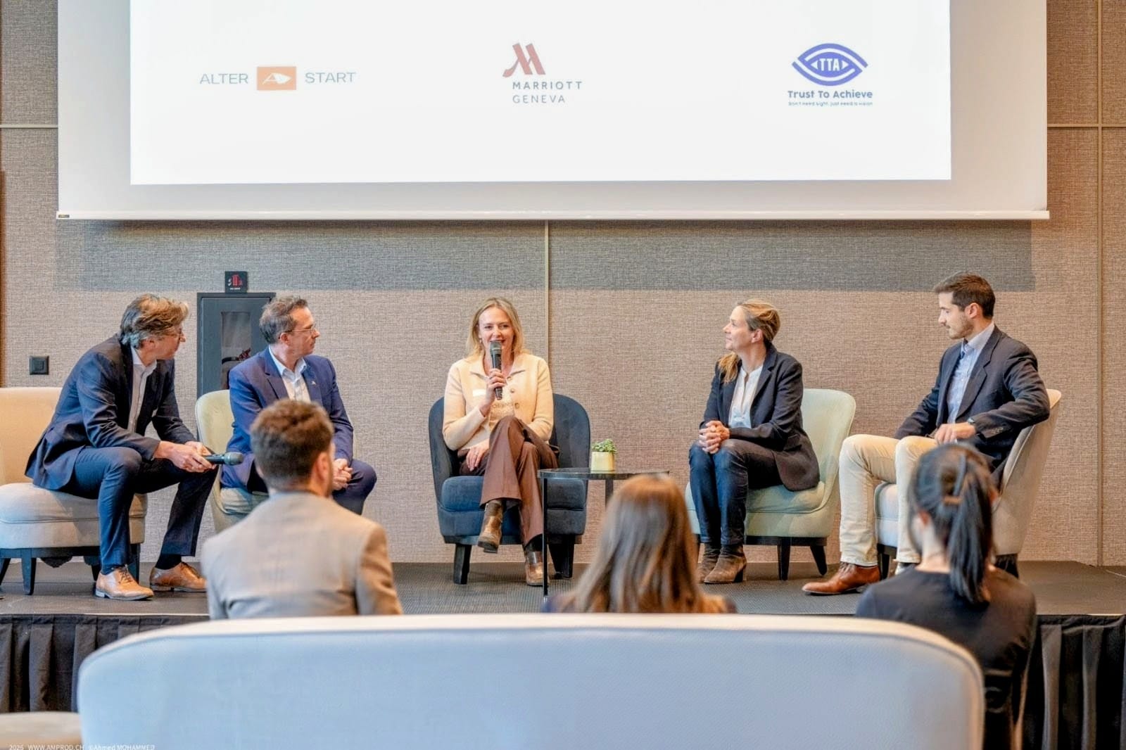 Participant receiving a certificate