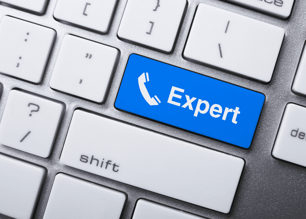 A keyboard button that says "expert"