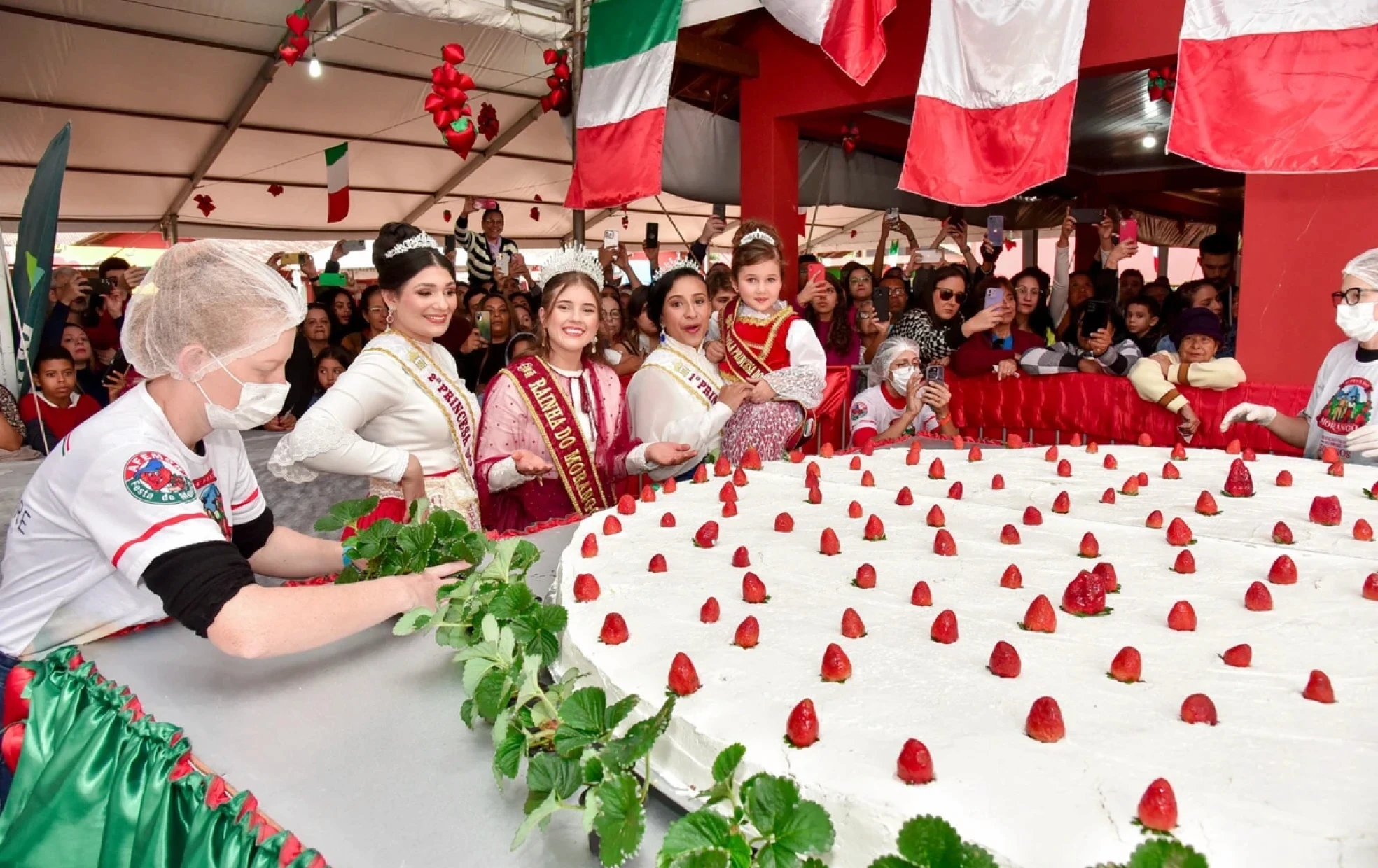 Festa do Morango com produtos derivados