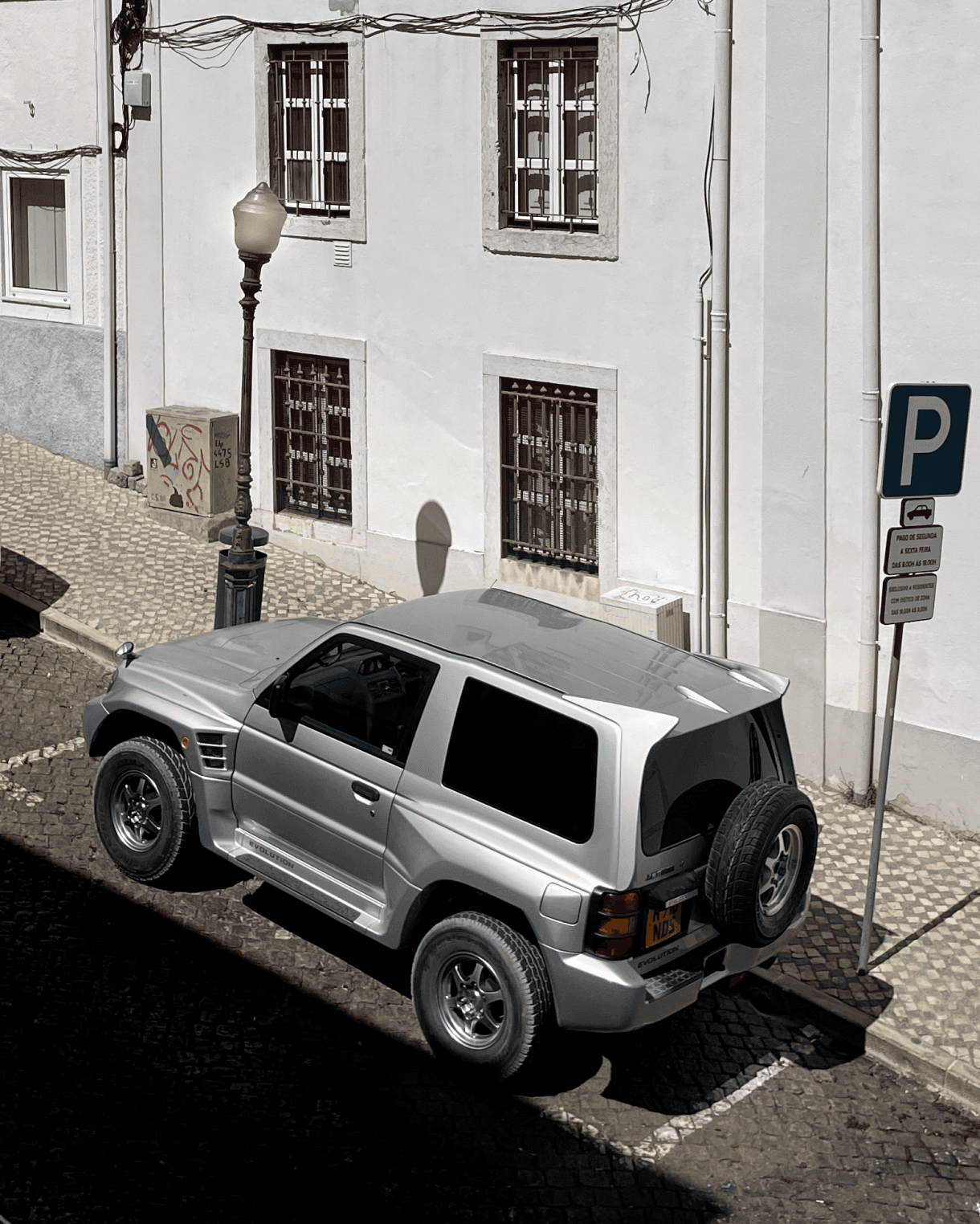 Mitsubishi Pajero Evolution detail