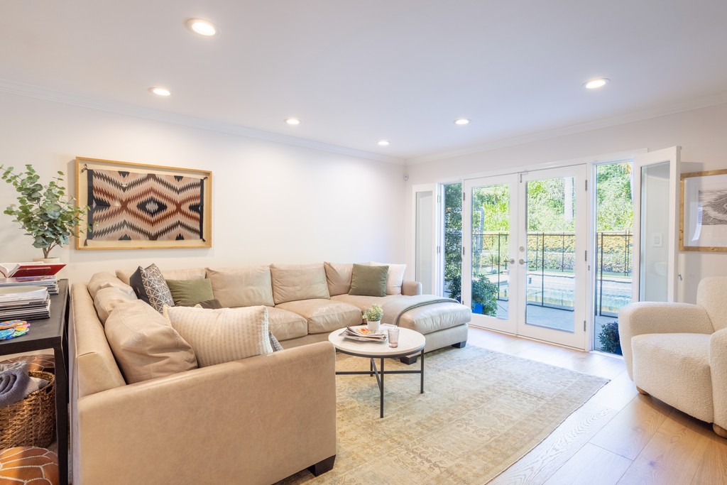 Image of modern living room