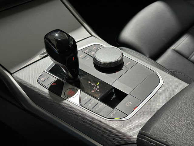 BMW 320 2022 WHITE Gebrauchtwagen - Galeriebild 21