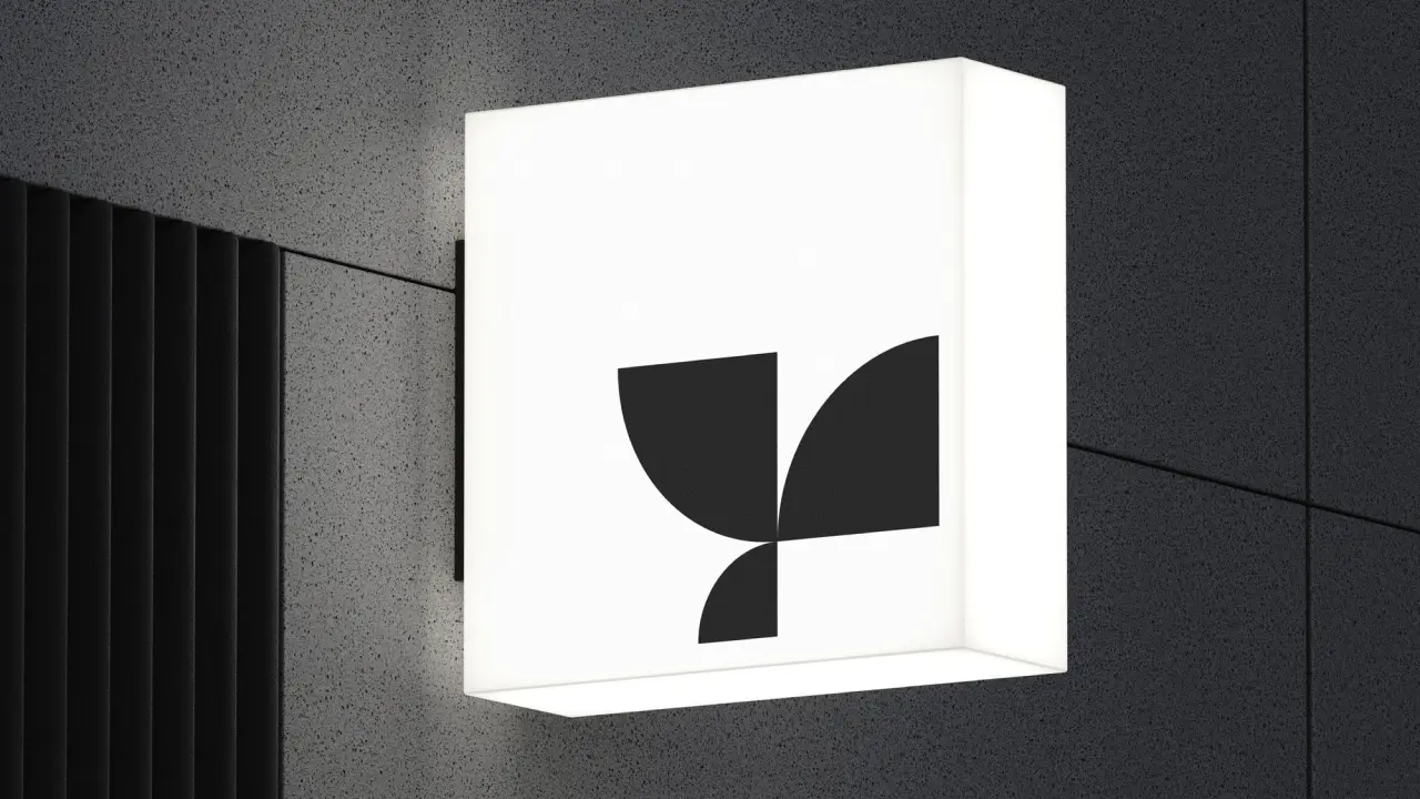 Light Logo Mockup