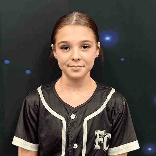 man in black crew neck shirt