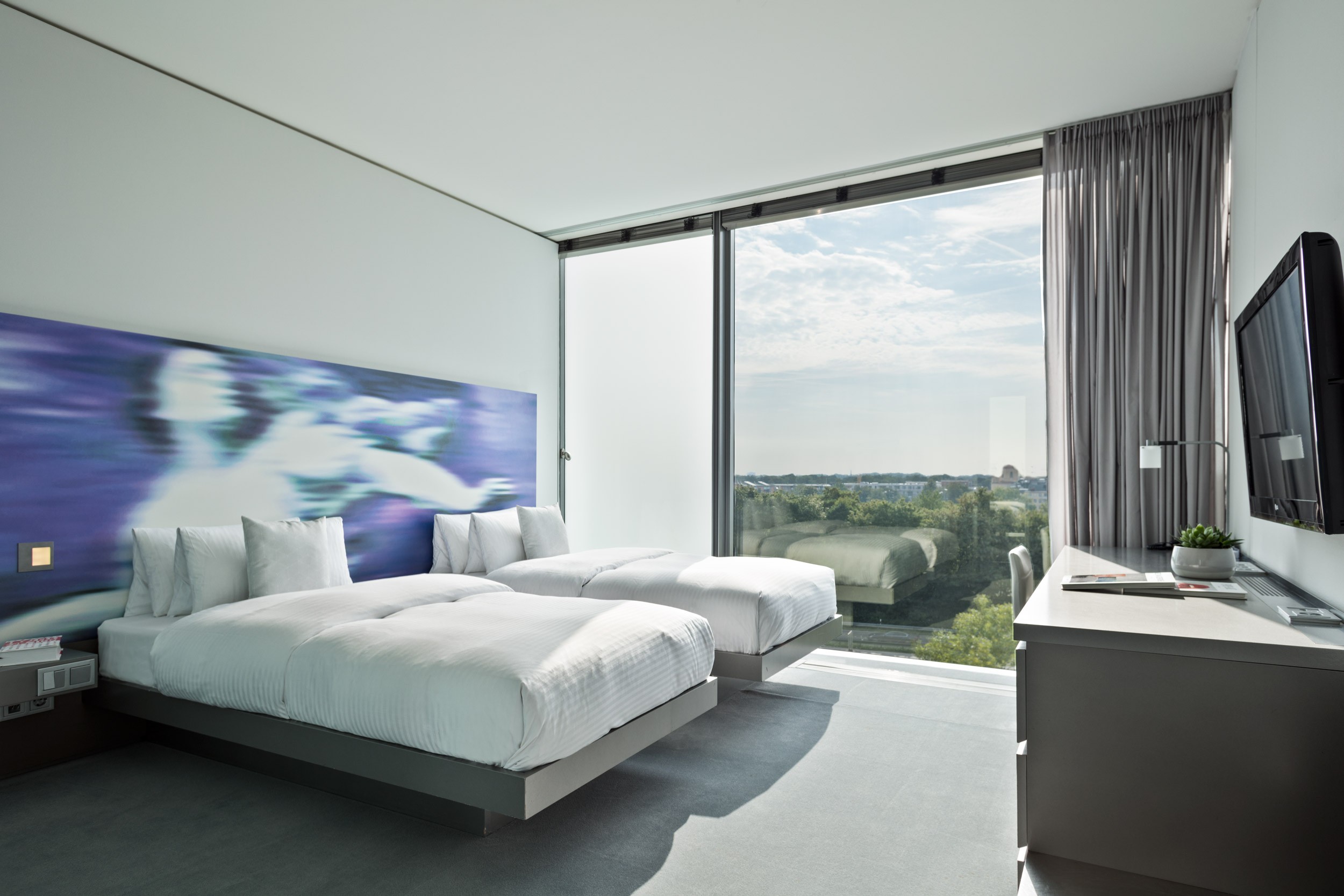 The Ultimate Duel: Black & White