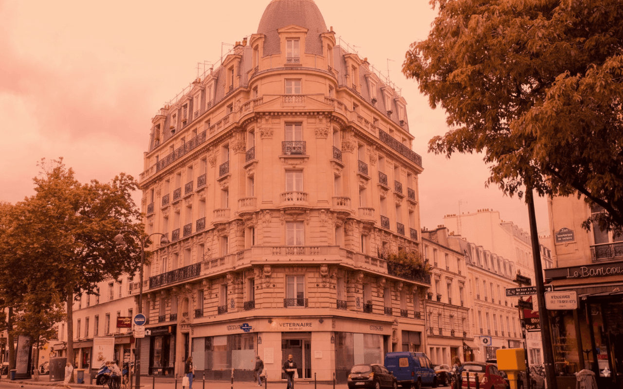 Dépannage urgent de rideau métallique à Paris 3e arrondissement – technicien qualifié pour réparation et déblocage rapide 24h/24.