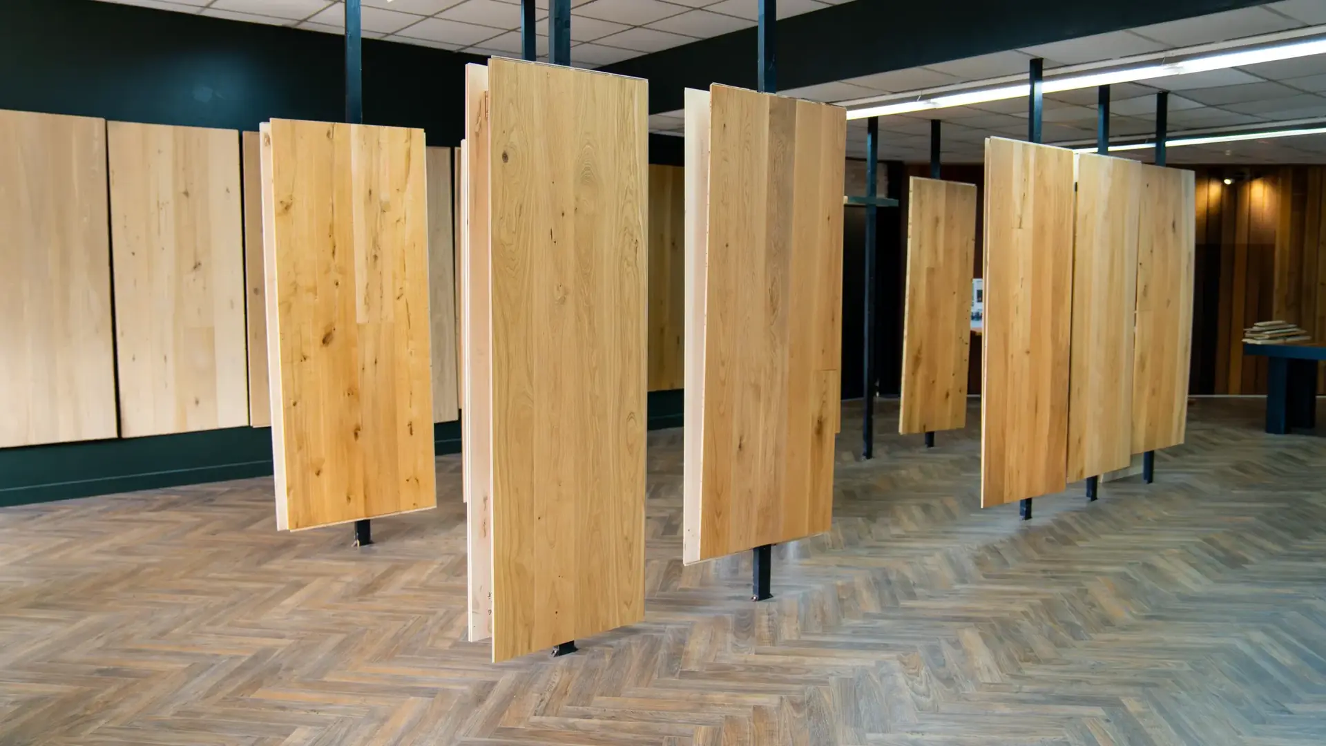 Showroom de parquets Aliénor Parquet à Mérignac, près de Bordeaux
