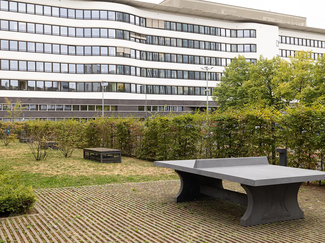 Outdoor table tennis area at student accommodation in Frankfurt