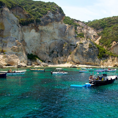 Ponza-saari: 5 tunnin veneajelu -liput
