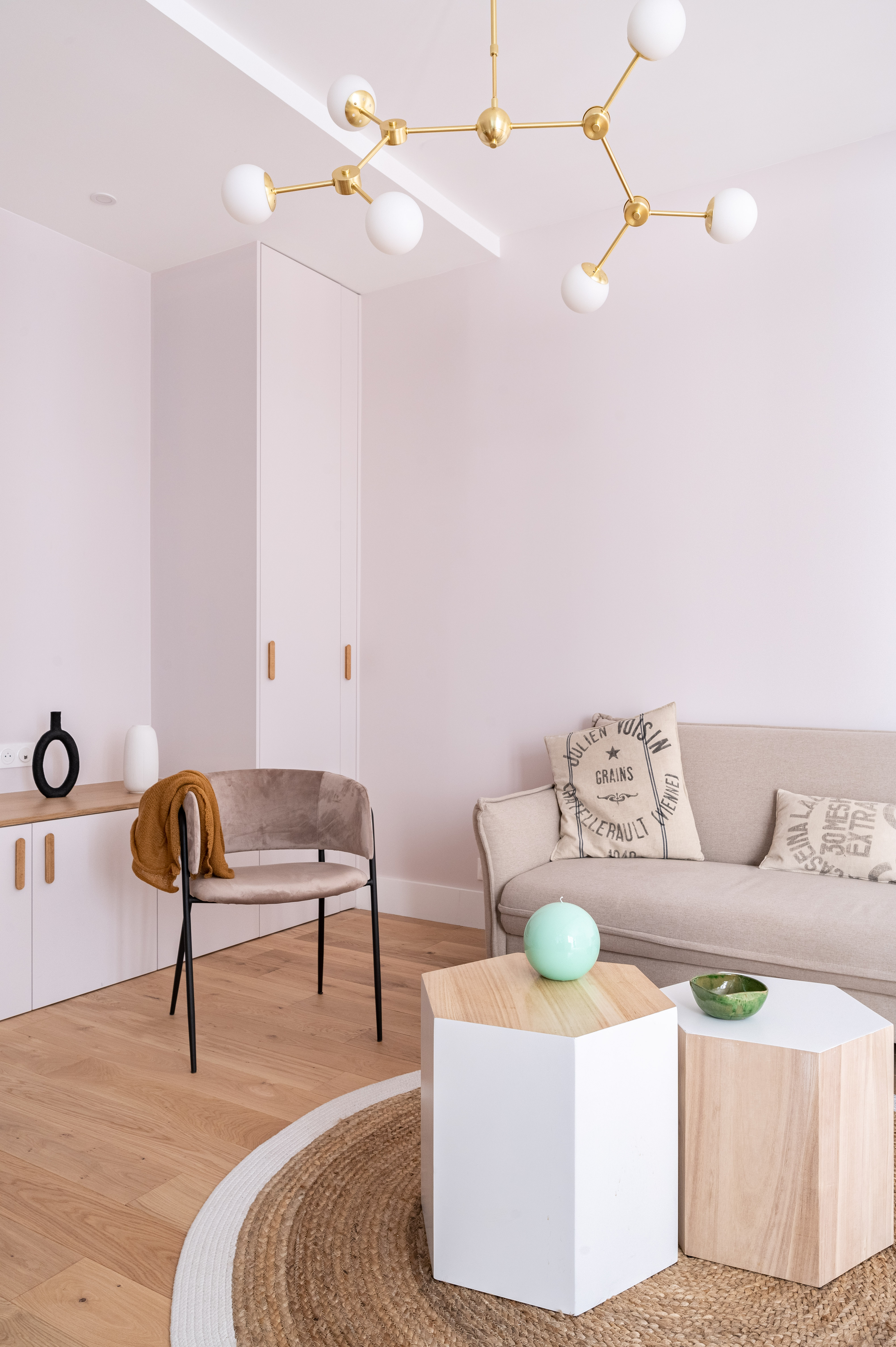 Yellow and green theme changing room with plants