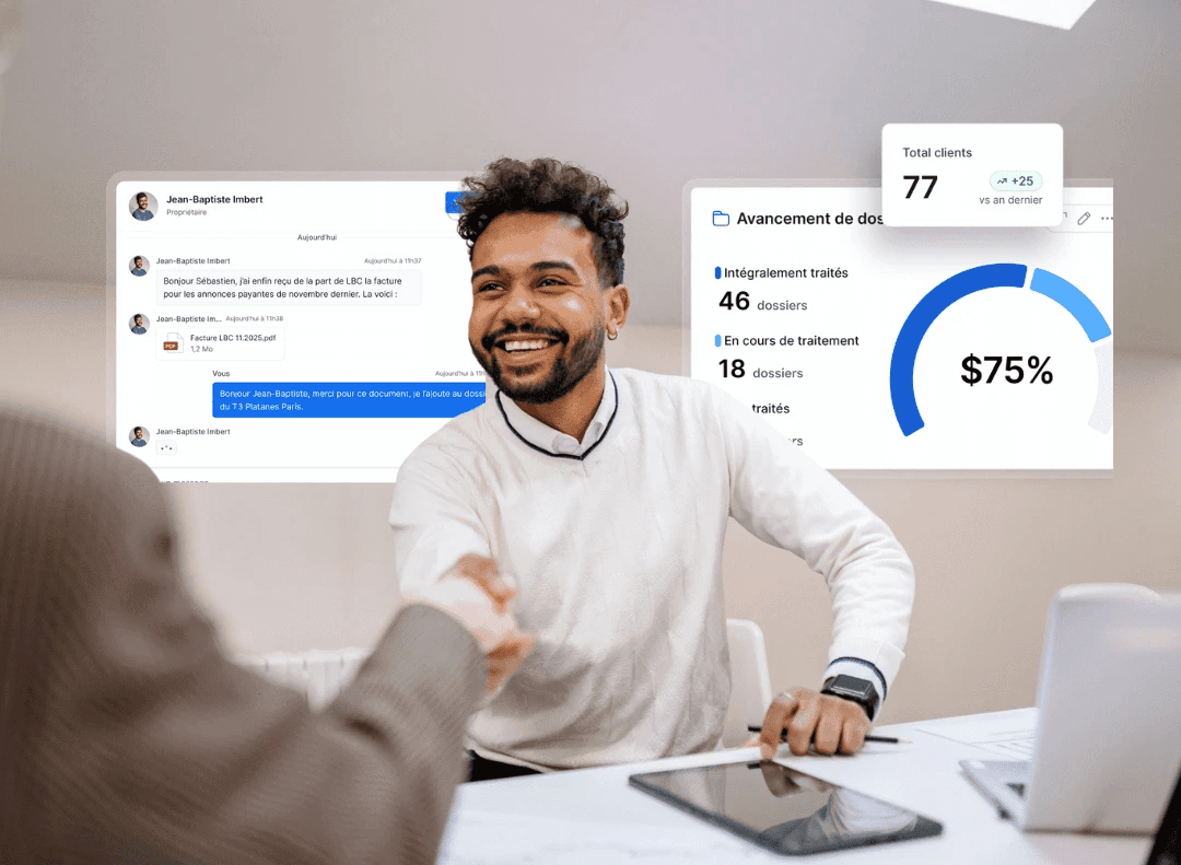 expert-comptable heureux avec onglets de la solution manerty autour de lui