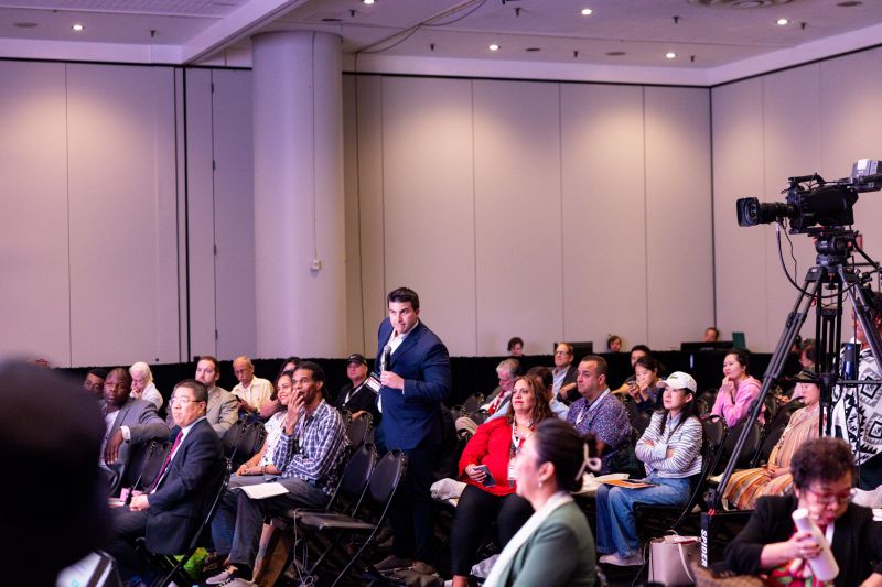 No alternative text description for this image