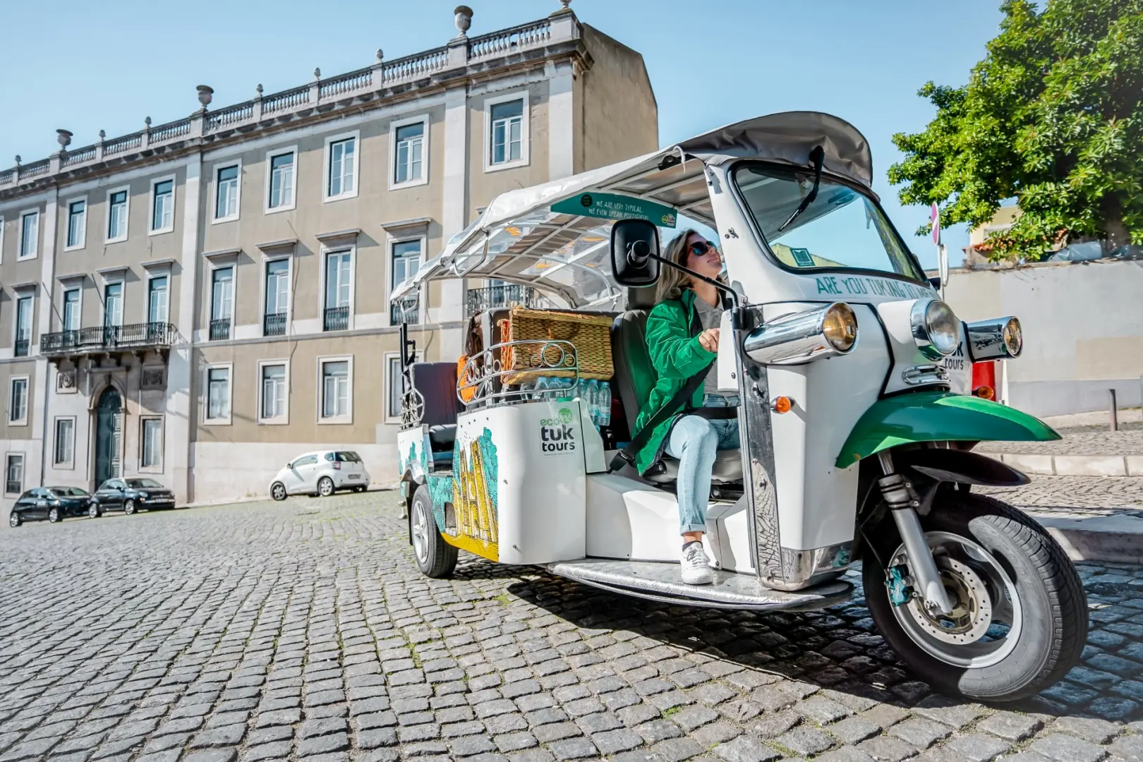 Lisbon travel article thumbnail