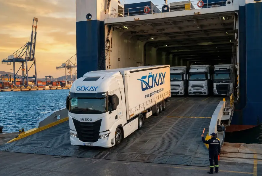 RoRo gemisine TIR yükleme — Mersin Trieste İtalya nakliye hattı